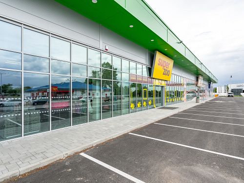 Retail park Mnichovo Hradiště